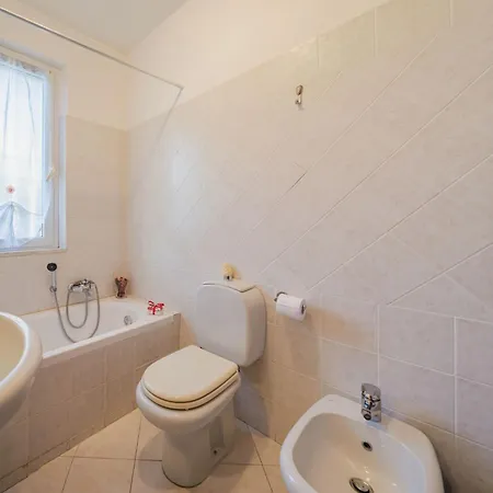 Apartamento Anna By Interhome